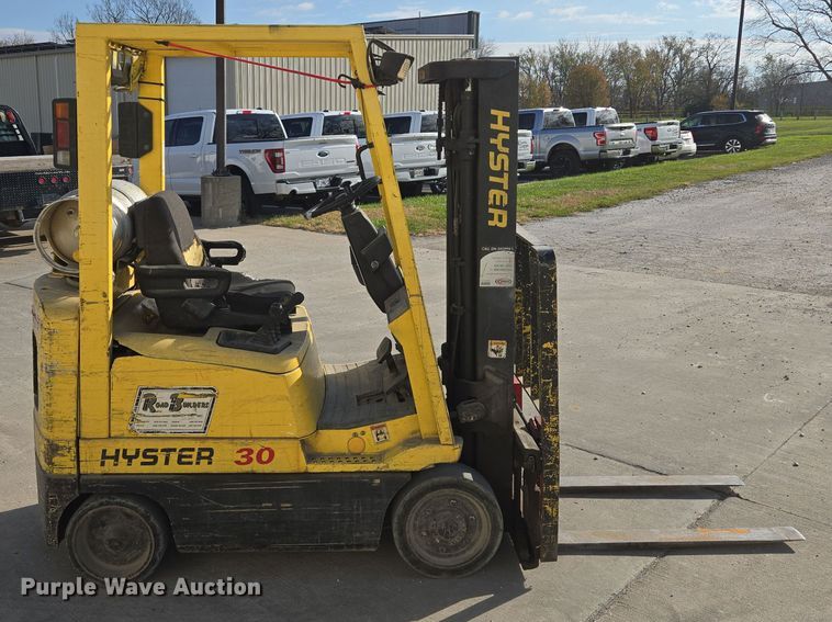 image for item EQ3664 Hyster  S30XM forklift