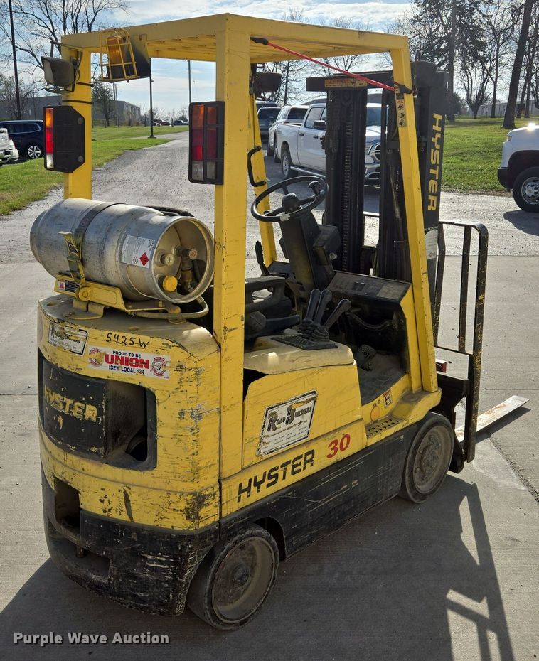 image for item EQ3664 Hyster  S30XM forklift