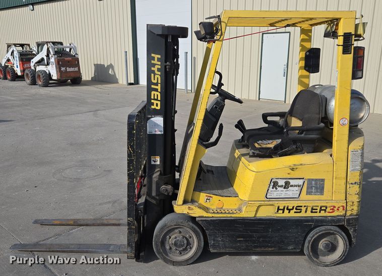 image for item EQ3664 Hyster  S30XM forklift