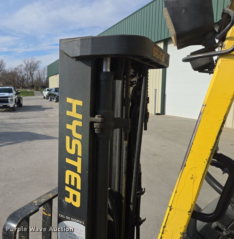 image for item EQ3664 Hyster  S30XM forklift