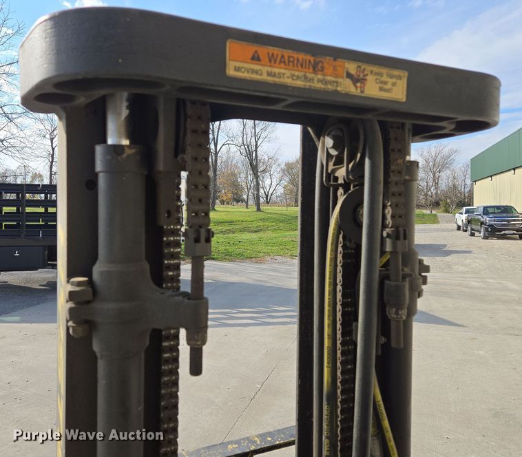 image for item EQ3664 Hyster  S30XM forklift