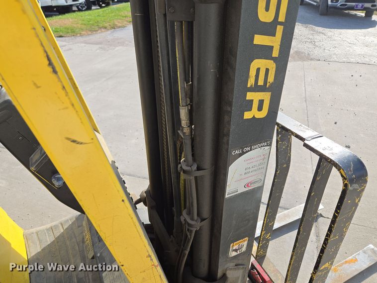 image for item EQ3664 Hyster  S30XM forklift