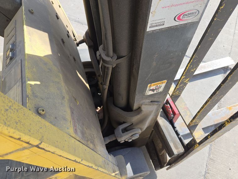 image for item EQ3664 Hyster  S30XM forklift