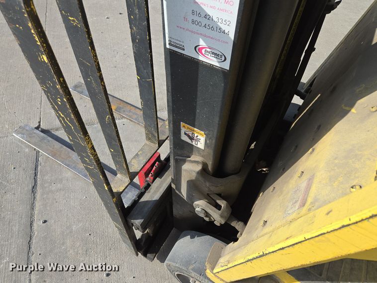 image for item EQ3664 Hyster  S30XM forklift