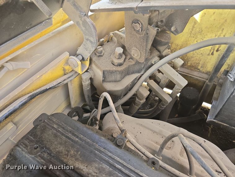 image for item EQ3664 Hyster  S30XM forklift