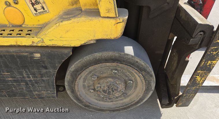 image for item EQ3664 Hyster  S30XM forklift