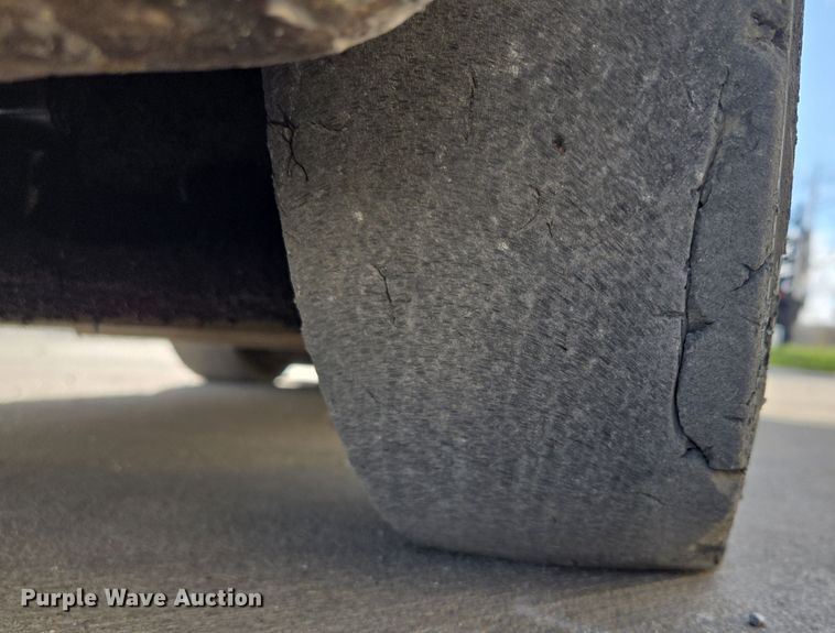 image for item EQ3664 Hyster  S30XM forklift