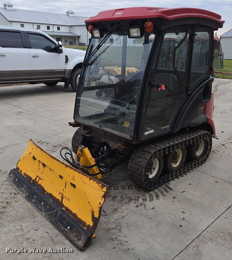 image for item EQ3677 2008 Toro  Grounds master 7210 lawn mower