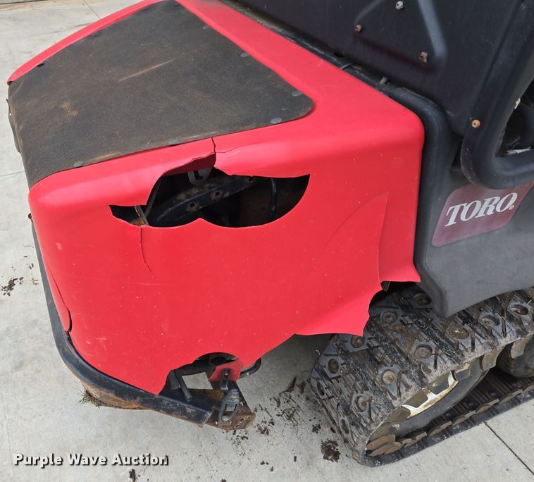 image for item EQ3677 2008 Toro  Grounds master 7210 lawn mower