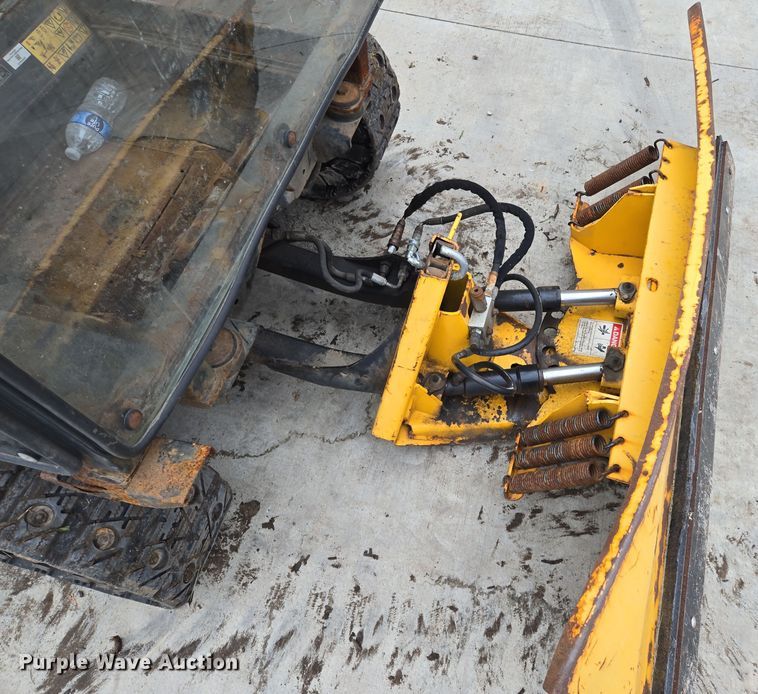 image for item EQ3677 2008 Toro  Grounds master 7210 lawn mower