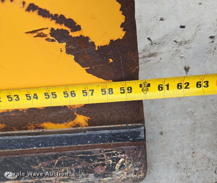 image for item EQ3677 2008 Toro  Grounds master 7210 lawn mower