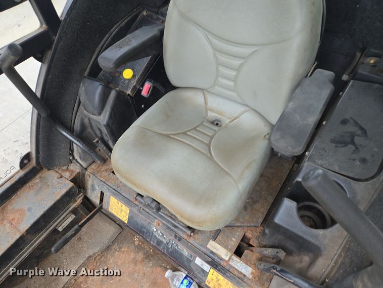 image for item EQ3677 2008 Toro  Grounds master 7210 lawn mower