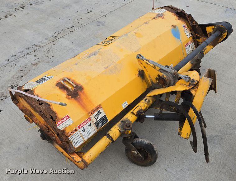 image for item EQ3677 2008 Toro  Grounds master 7210 lawn mower