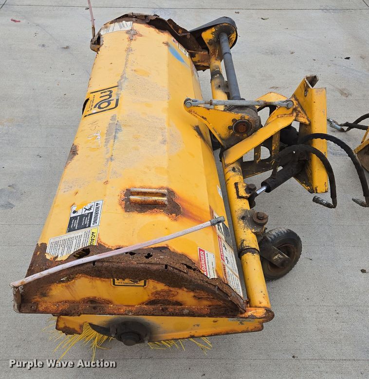 image for item EQ3677 2008 Toro  Grounds master 7210 lawn mower