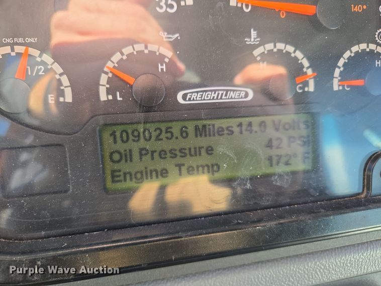 image for item EQ3689 2014 Thomas Built HDX school bus