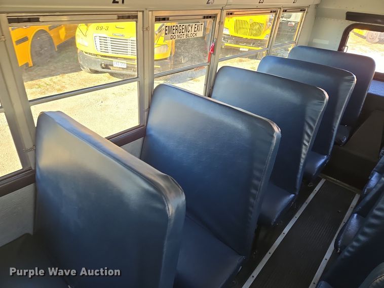 image for item EQ3689 2014 Thomas Built HDX school bus