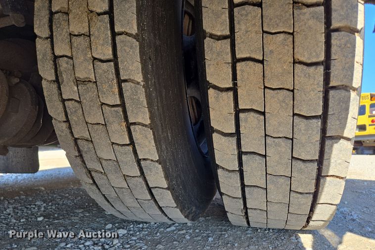 image for item EQ3689 2014 Thomas Built HDX school bus