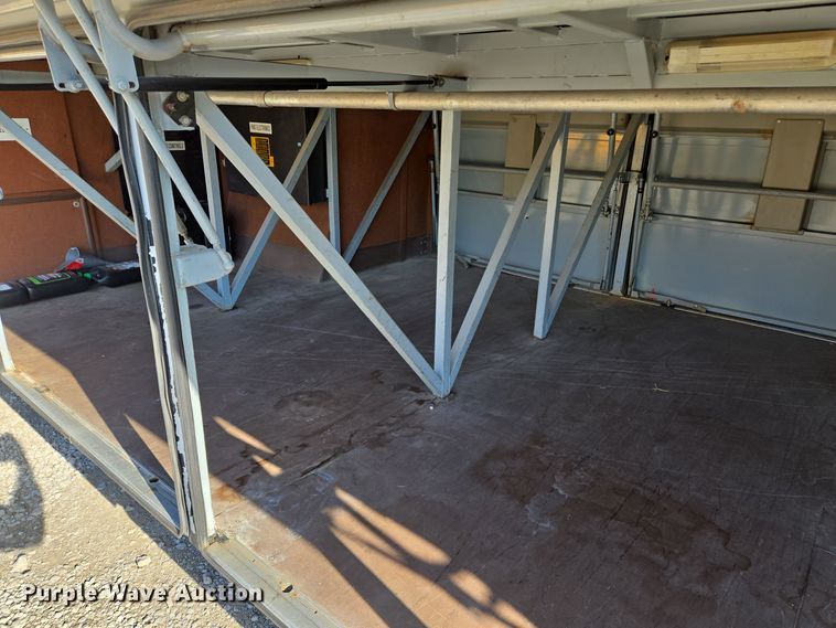 image for item EQ3690 1999 Vanhool coach bus