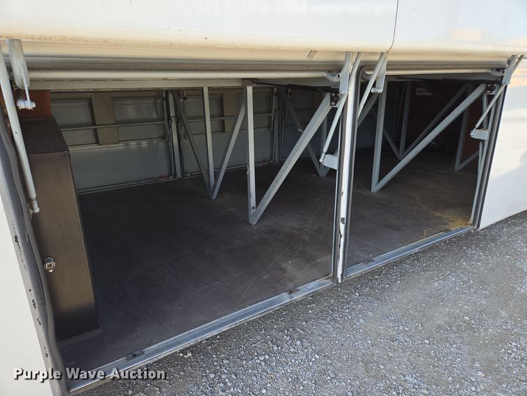 image for item EQ3690 1999 Vanhool coach bus