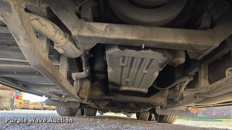 image for item EQ3690 1999 Vanhool coach bus