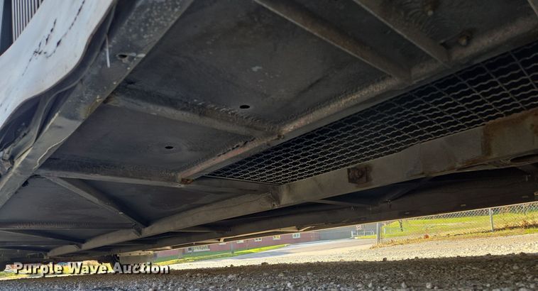 image for item EQ3690 1999 Vanhool coach bus