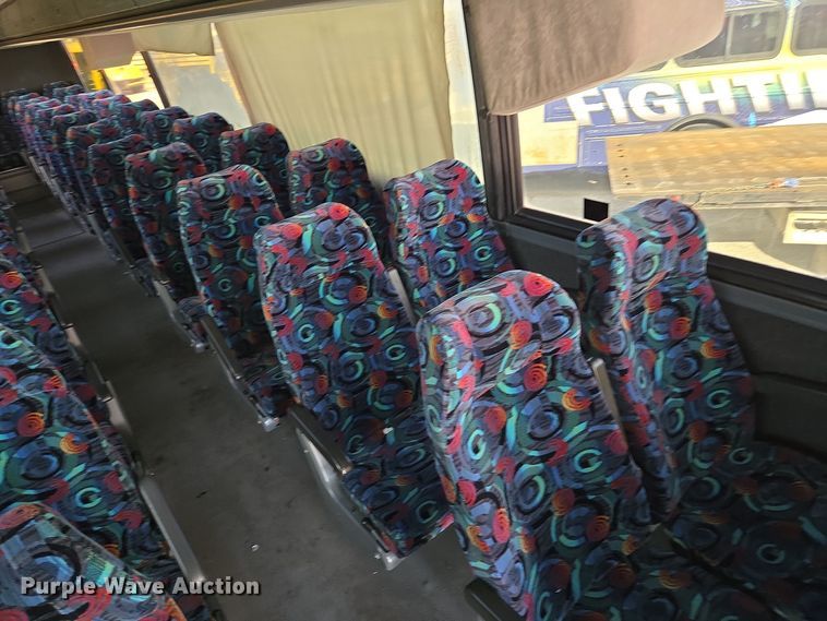 image for item EQ3690 1999 Vanhool coach bus