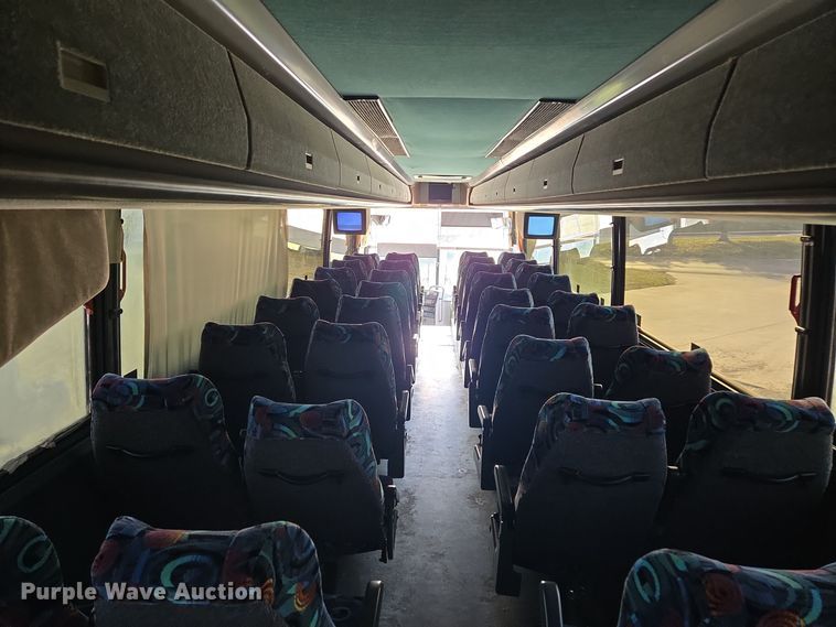 image for item EQ3690 1999 Vanhool coach bus
