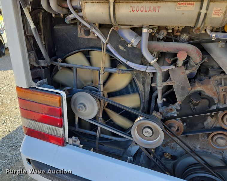 image for item EQ3690 1999 Vanhool coach bus