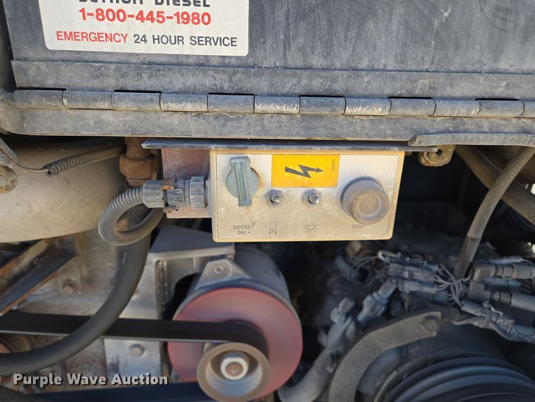 image for item EQ3690 1999 Vanhool coach bus