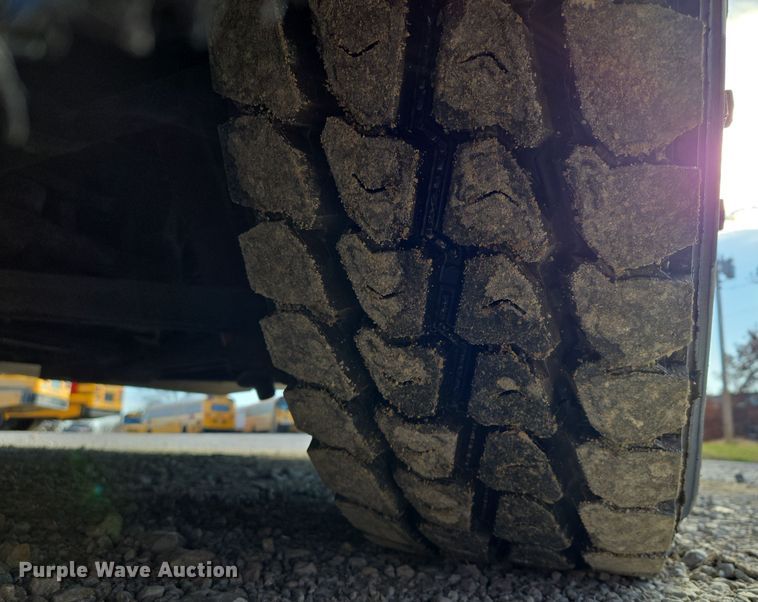 image for item EQ3690 1999 Vanhool coach bus