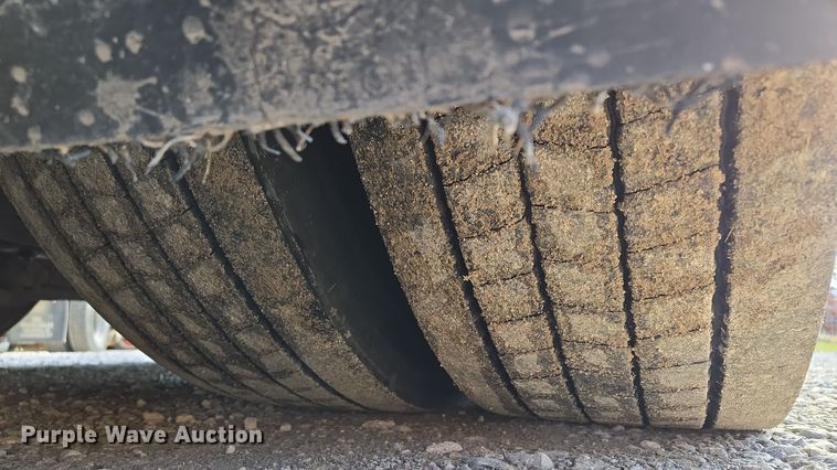 image for item EQ3690 1999 Vanhool coach bus