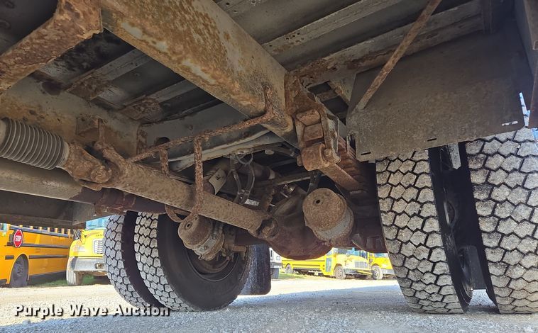 image for item EQ3691 2007 Thomas  MVP-EF school bus