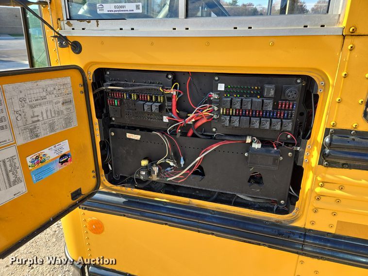 image for item EQ3691 2007 Thomas  MVP-EF school bus