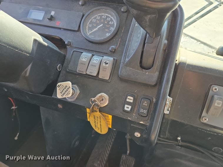 image for item EQ3691 2007 Thomas  MVP-EF school bus