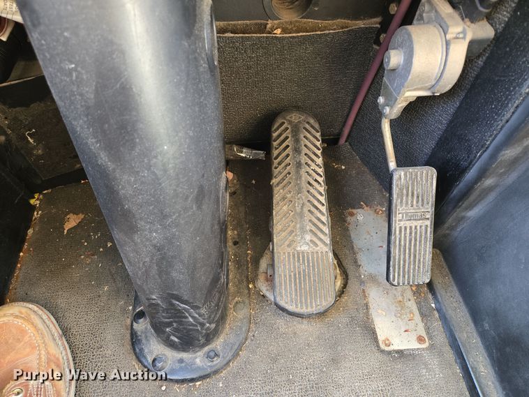 image for item EQ3691 2007 Thomas  MVP-EF school bus