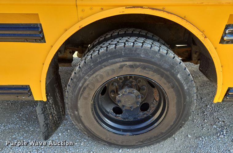 image for item EQ3691 2007 Thomas  MVP-EF school bus