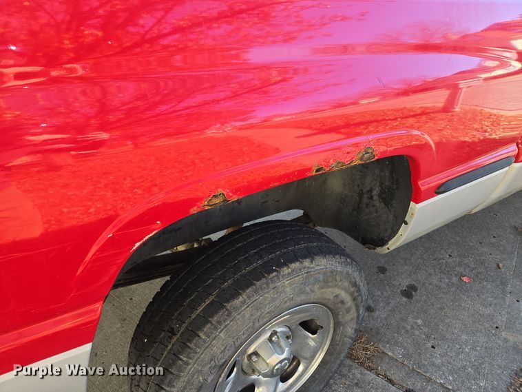 image for item EQ3723 1998 Dodge  Ram 1500 Club Cab pickup truck