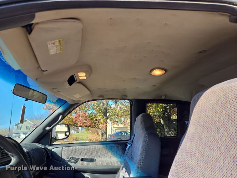 image for item EQ3723 1998 Dodge  Ram 1500 Club Cab pickup truck