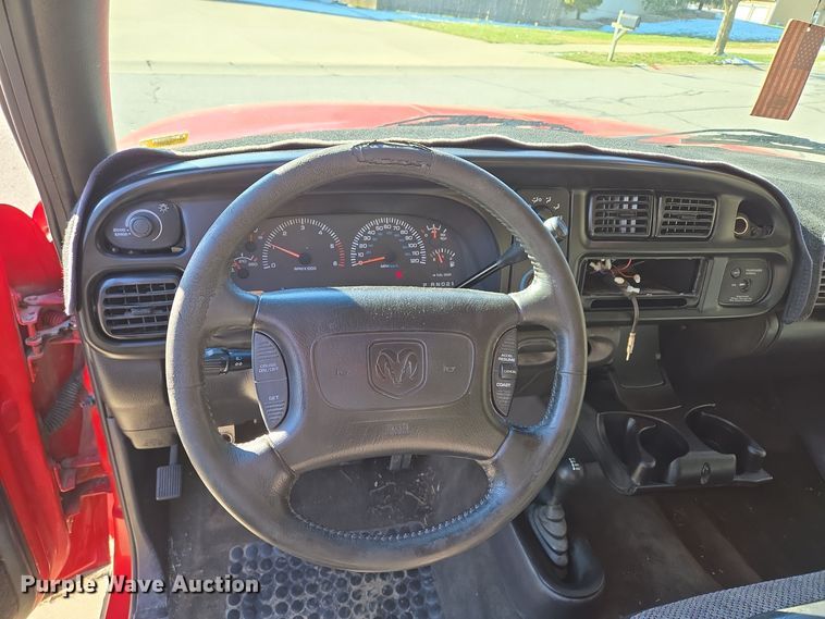 image for item EQ3723 1998 Dodge  Ram 1500 Club Cab pickup truck