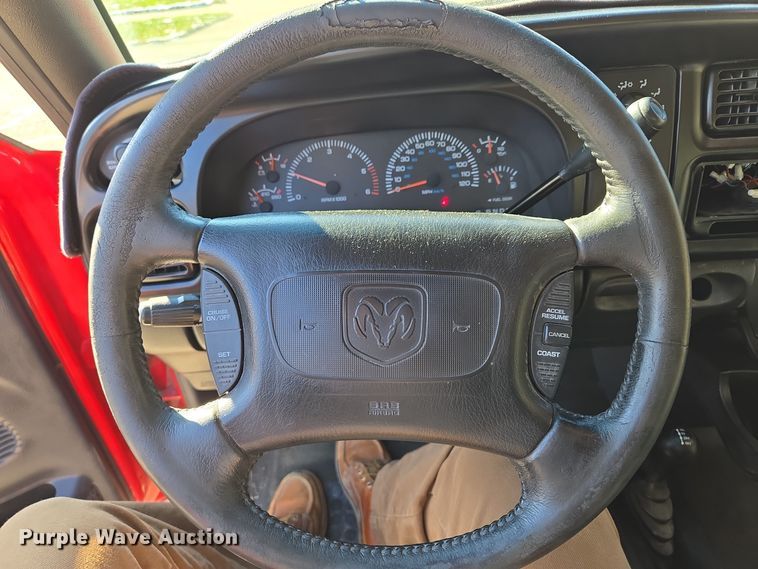 image for item EQ3723 1998 Dodge  Ram 1500 Club Cab pickup truck