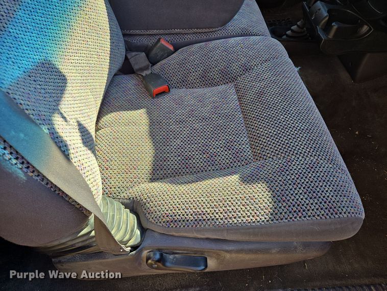 image for item EQ3723 1998 Dodge  Ram 1500 Club Cab pickup truck