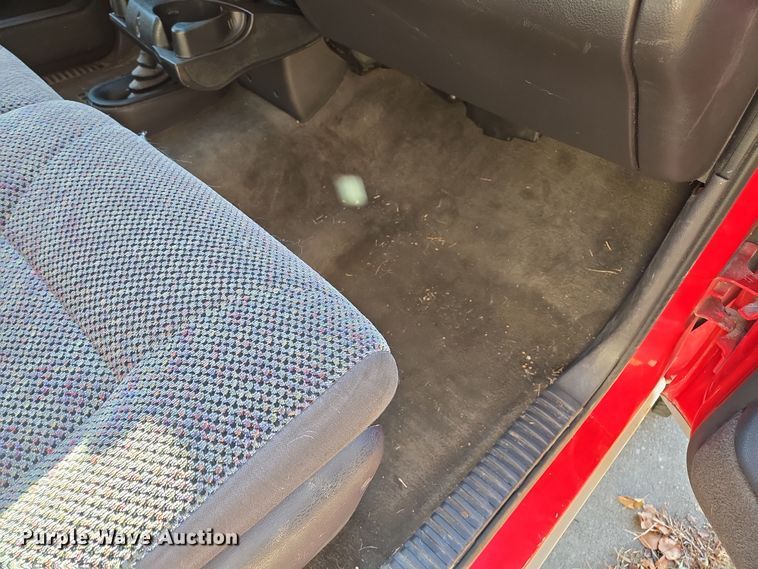 image for item EQ3723 1998 Dodge  Ram 1500 Club Cab pickup truck