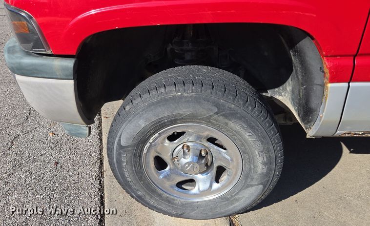 image for item EQ3723 1998 Dodge  Ram 1500 Club Cab pickup truck