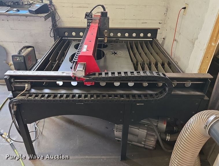 image for item EQ3772 Lincoln  Torchmate 4x4 plasma cutting table 