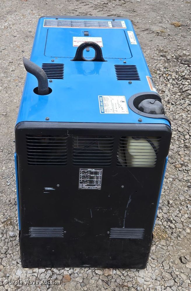 image for item EQ3773 2017 Miller  Bobcat 250 welder/generator