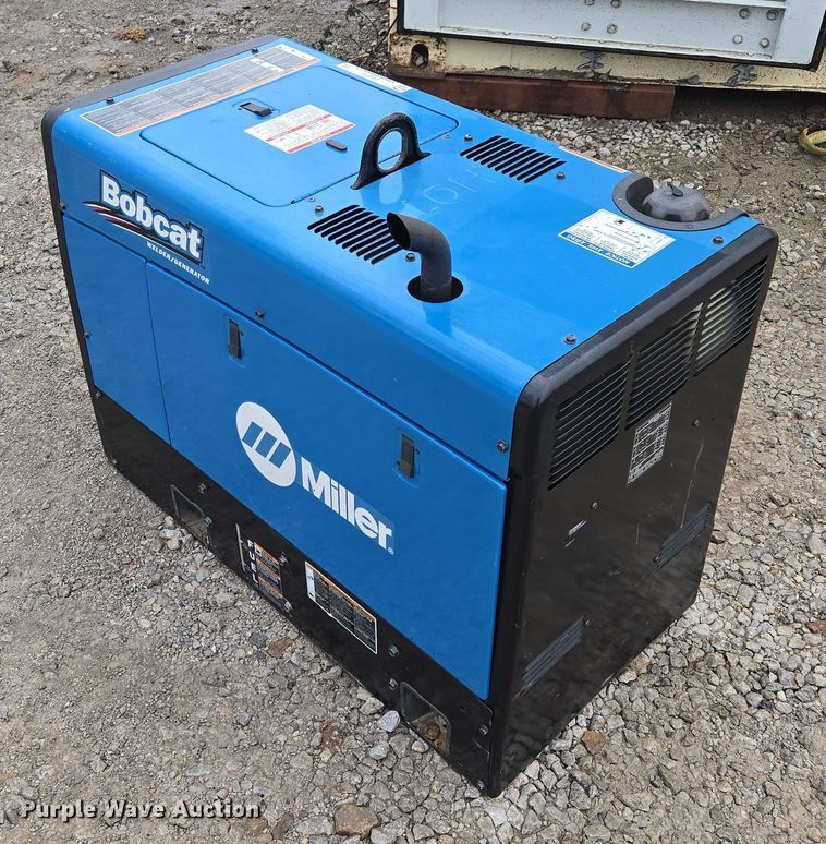 image for item EQ3773 2017 Miller  Bobcat 250 welder/generator