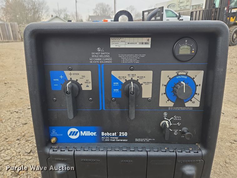 image for item EQ3773 2017 Miller  Bobcat 250 welder/generator