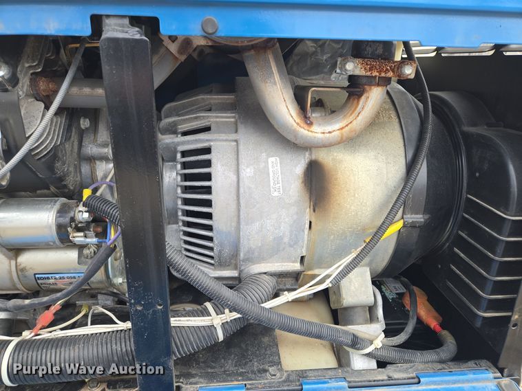 image for item EQ3773 2017 Miller  Bobcat 250 welder/generator