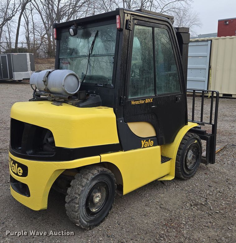 image for item EQ3774 Yale  GLP080VXNGSE090 forklift