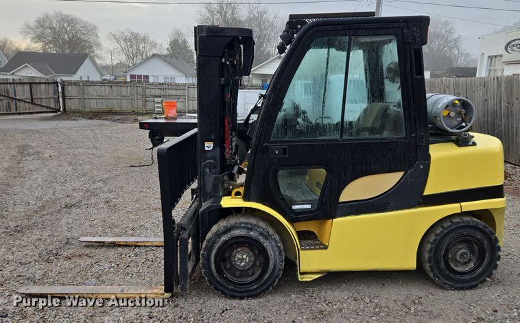 image for item EQ3774 Yale  GLP080VXNGSE090 forklift